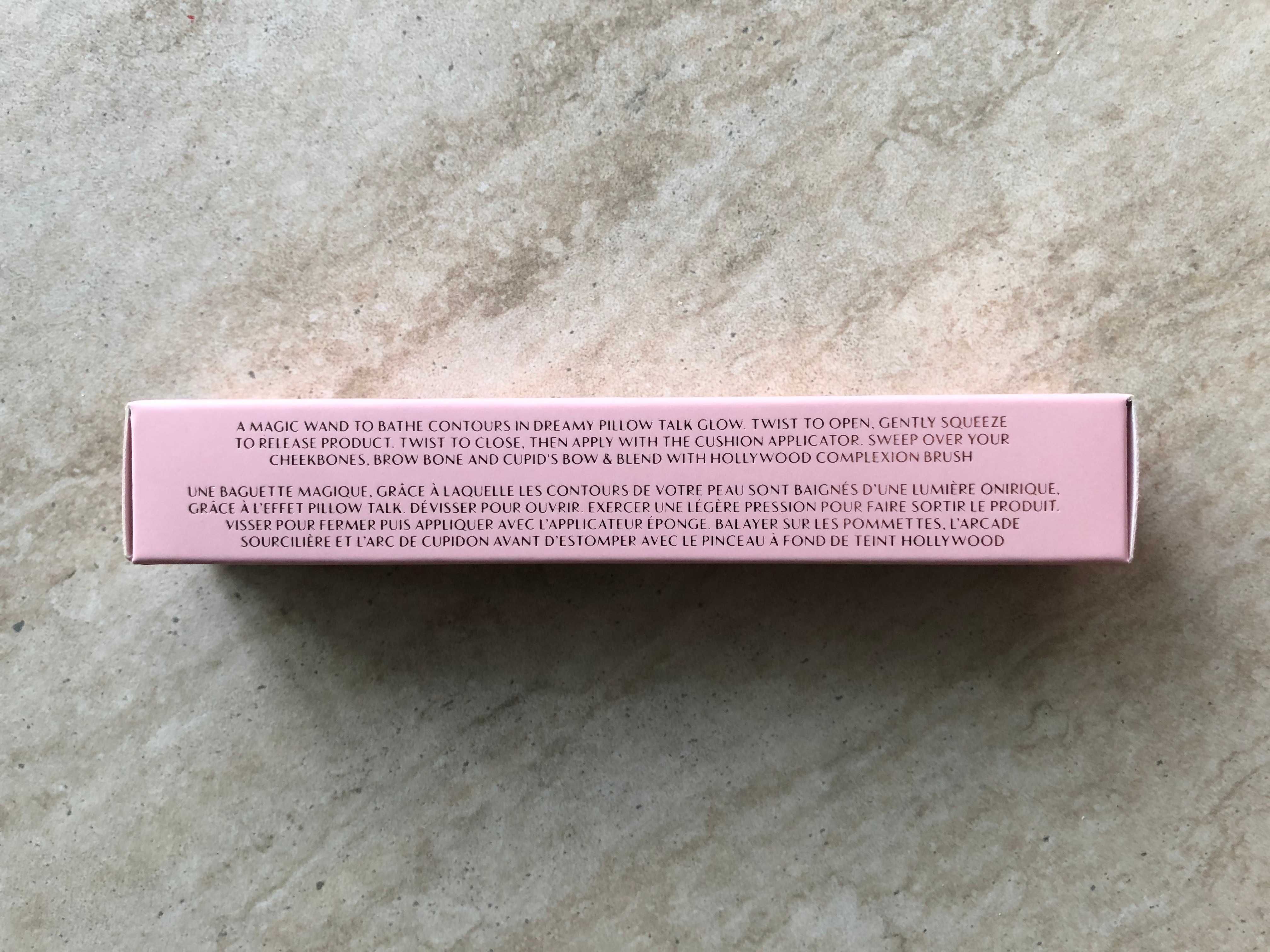 Нов хайлайтър Charlotte Tilbury Beauty Light Wand