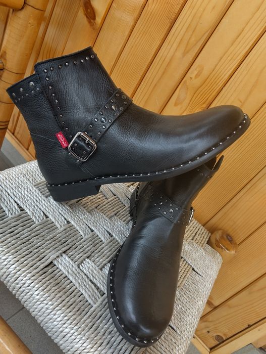Нови боти Levi's естествена кожа