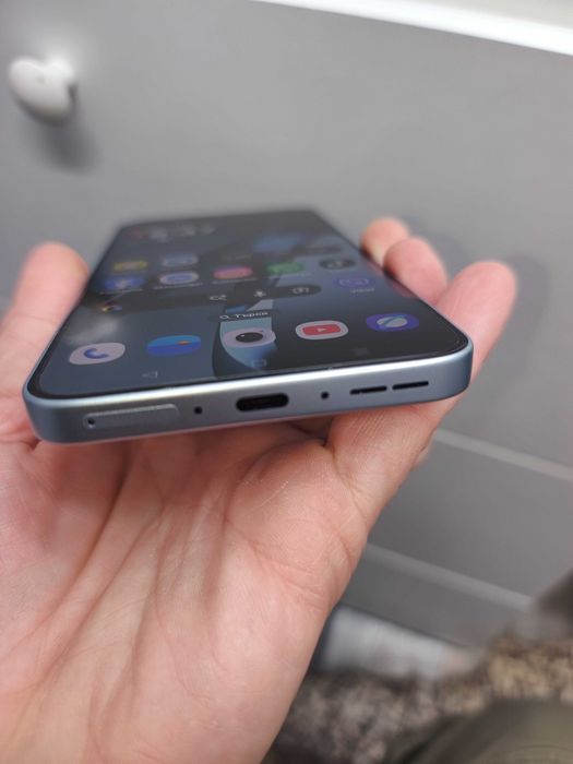 Продавам OnePlus Nord 5