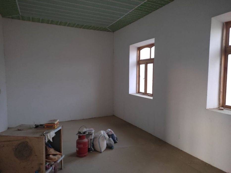 Farxod savxozidan hovli sotiladi