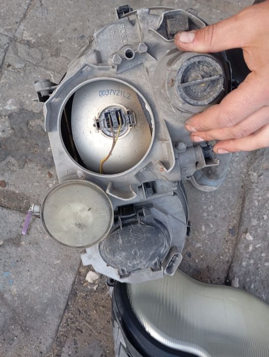 Фарове Mercedes Benz C class W203