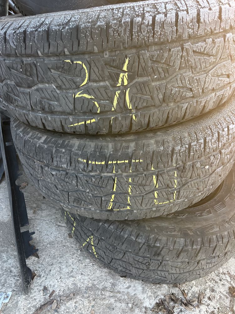 Гуми 265 65 17 Bridgestone