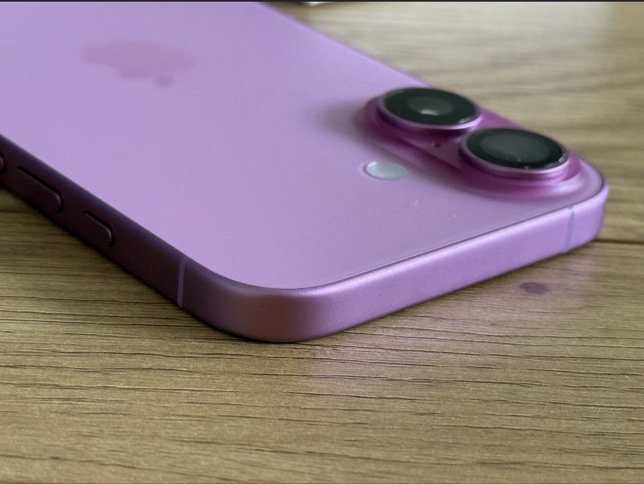 Iphone 16 128 GB Pink Гаранция