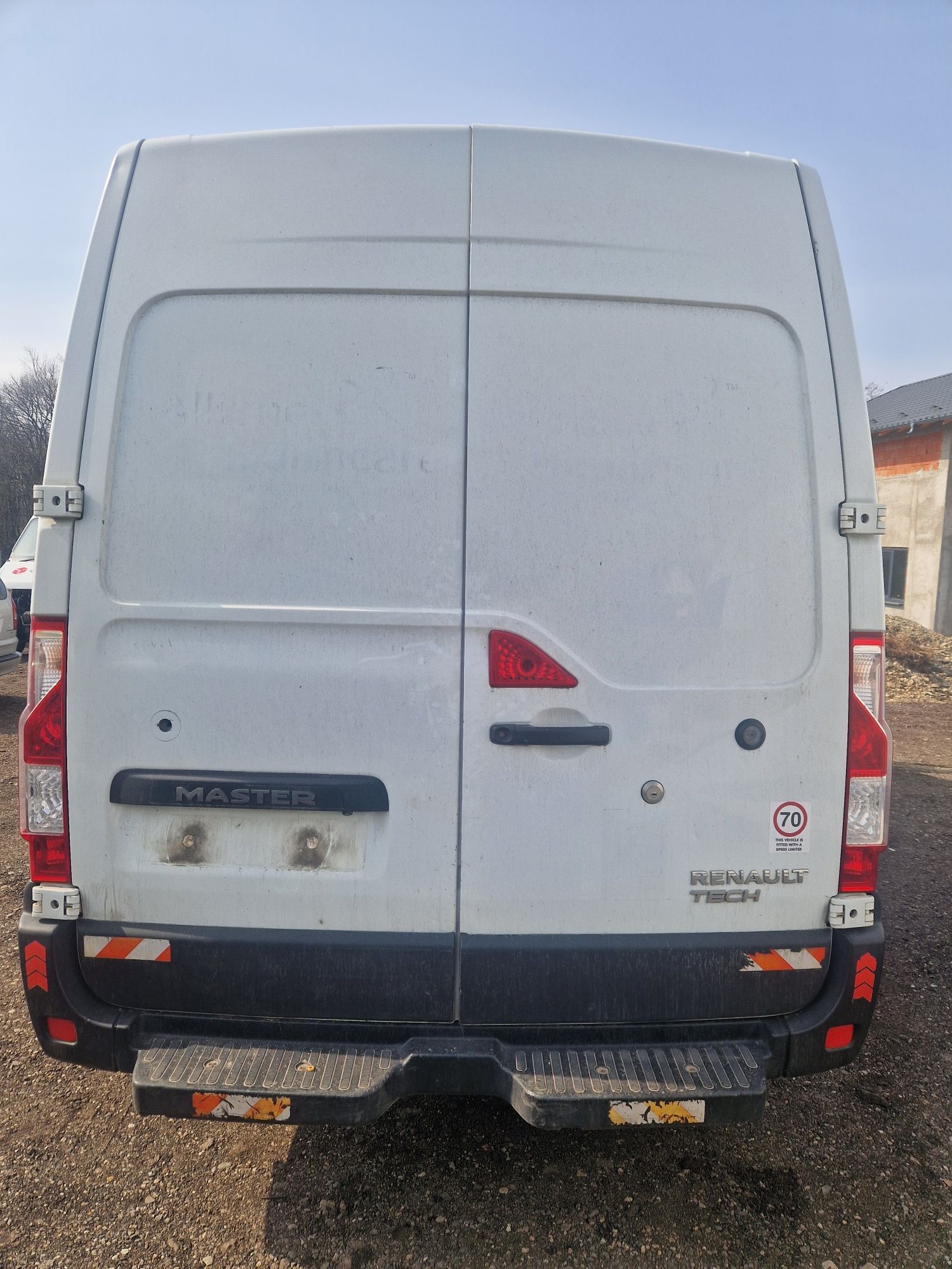 Renault master 2.3 135- 145 cp 2017 tractiune spate Dezmembrez