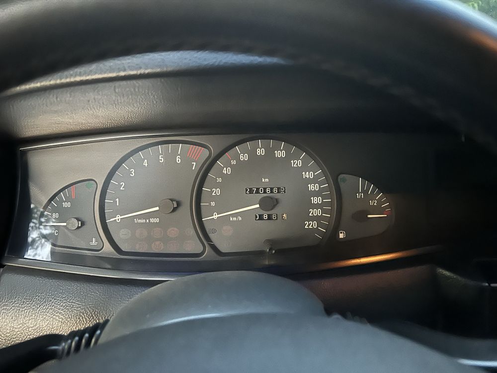 Продается Opel Omega 2003 года