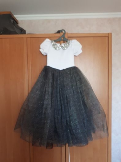 Платье для девочки 9-10 лет