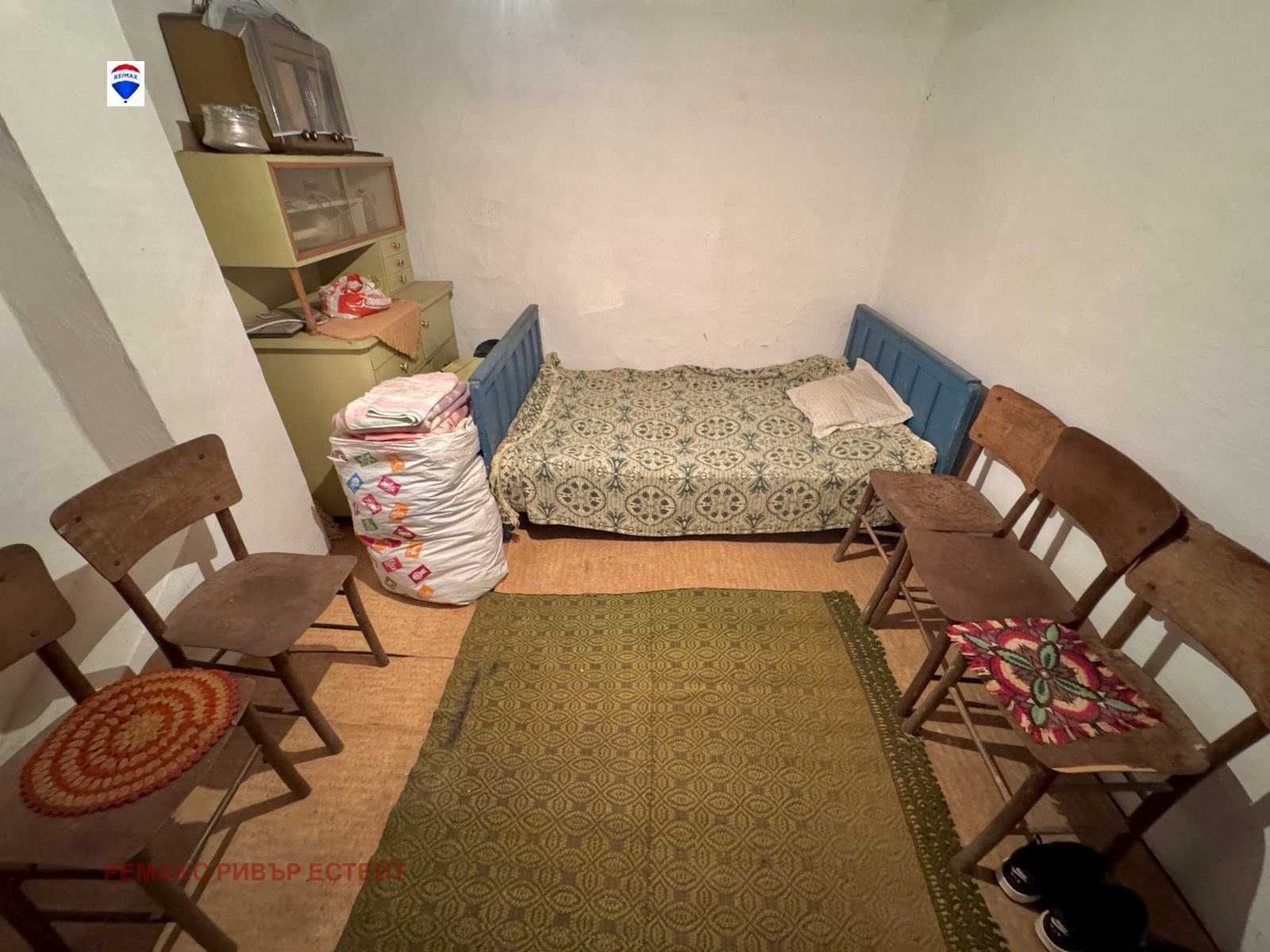 Селска къща за продажба в с. Нисово