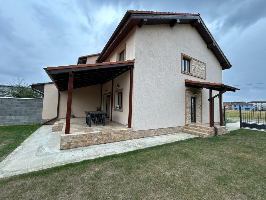 Proprietar vând duplex