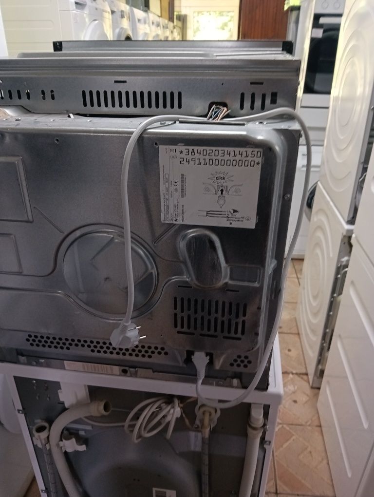 Иноксова фурна за вграждане Сименс Siemens с две години гаранция!