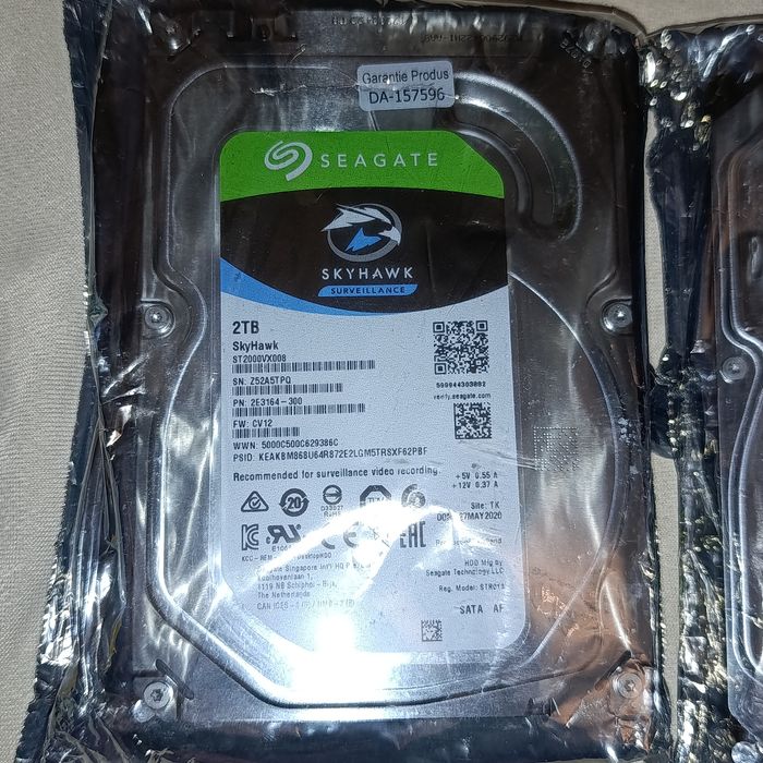 Vând HDD 2 TB  seagate skyhawk