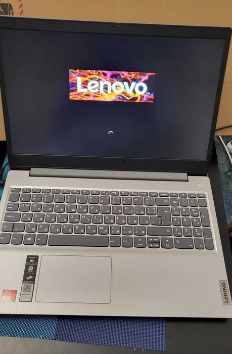 LENOVO IdeaPad 3 Athlon Silver 3050U 15.