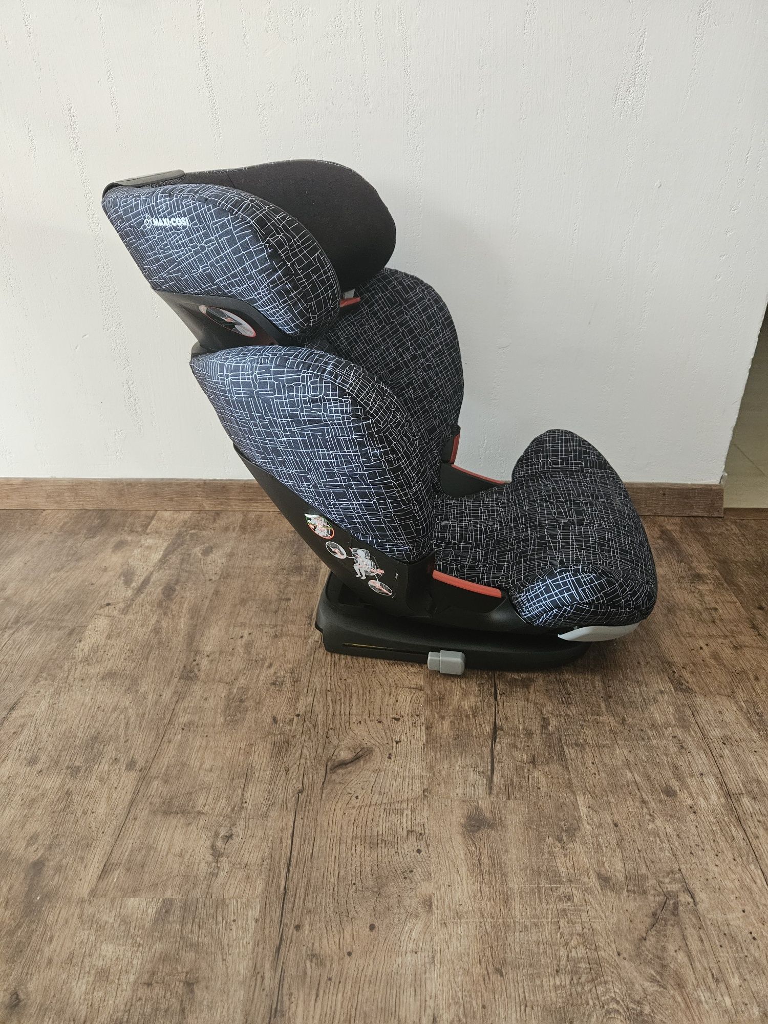 Scaun Maxi Cosi cu Isofix
