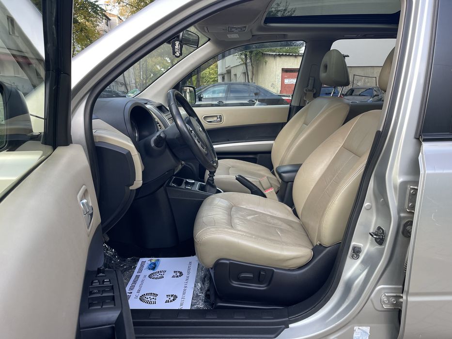 Nissan X trail T31 2.0Dci 150cp 2009 4x4 decuplabil la buton