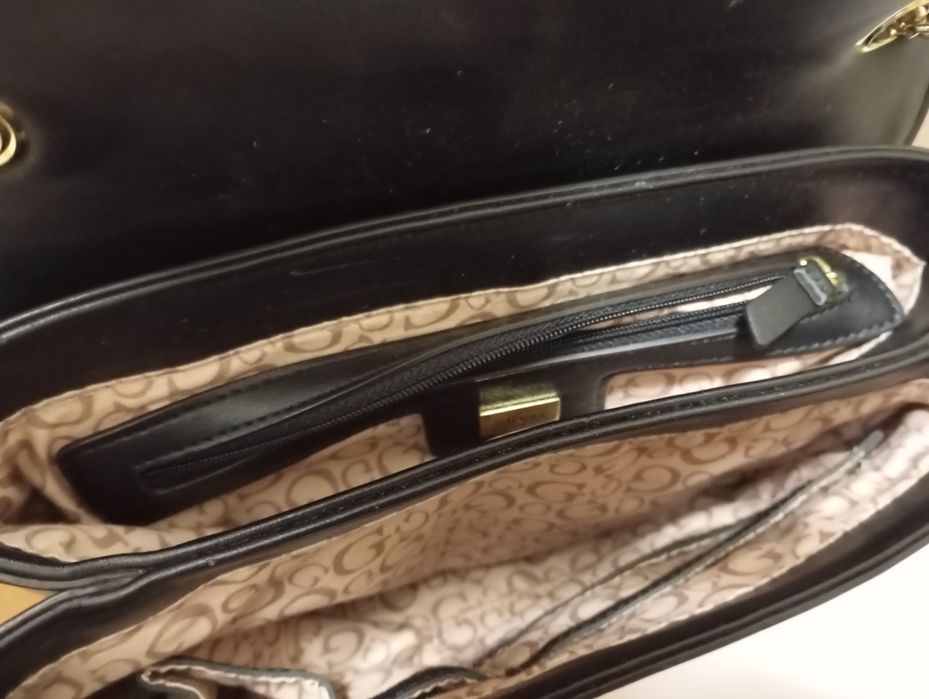 GUESS дамска чанта