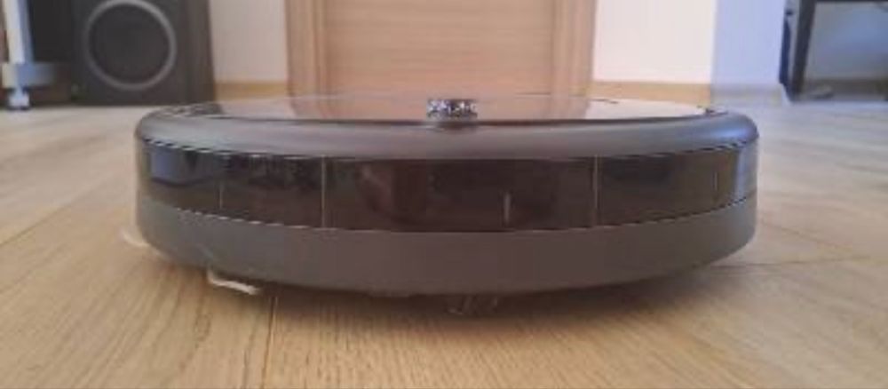 Прахосмукачка-робот iRobot Roomba