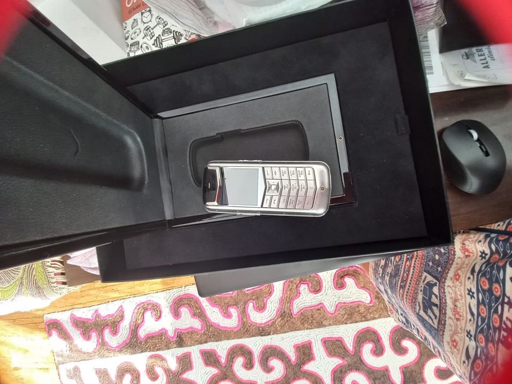 Vertu Constellation