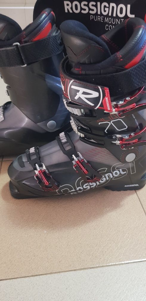 Ски екипировка ROSSIGNOL