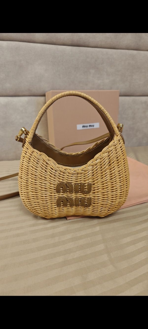 Дамска чанта Miu Miu