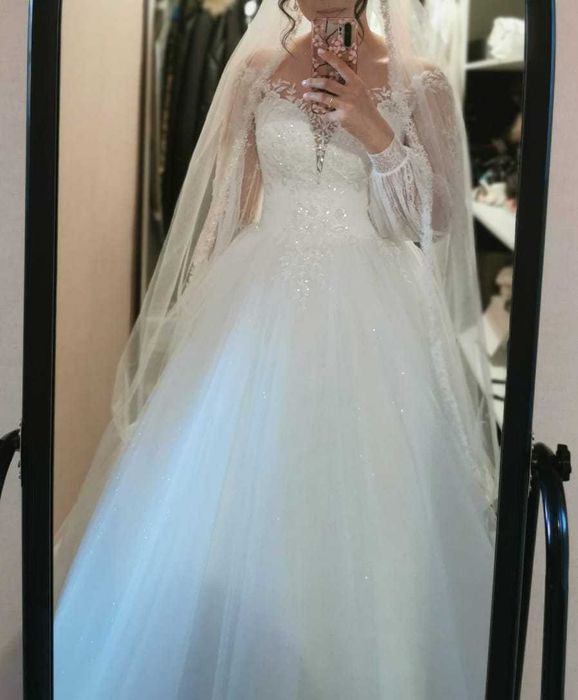 Свадебное платье