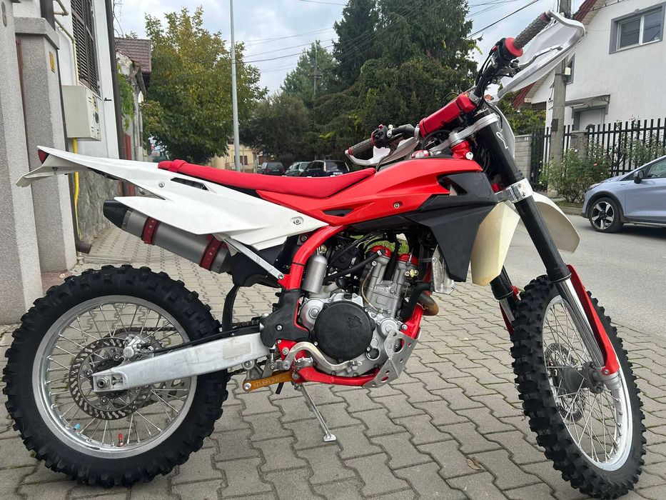 Enduro SWM RS 300r 2016 (Husqvarna TE310) 4T