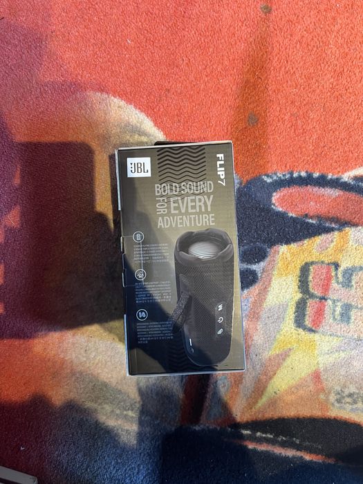 Boxa JBL flip7.