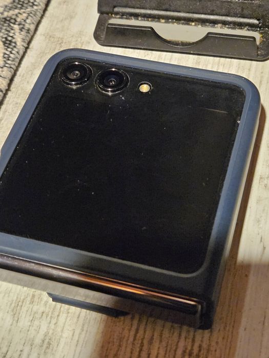 Samsung Z flip 5, 512gb, husă, cutie originala