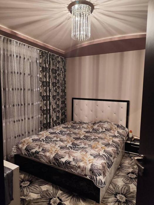 Продава се Тристаен апартамент в Бургас, Изгрев - 99 кв.м за 2303 €/кв.м - Снимка #5