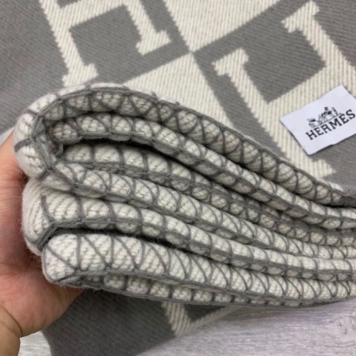 Одеяло и възглавници Hermes