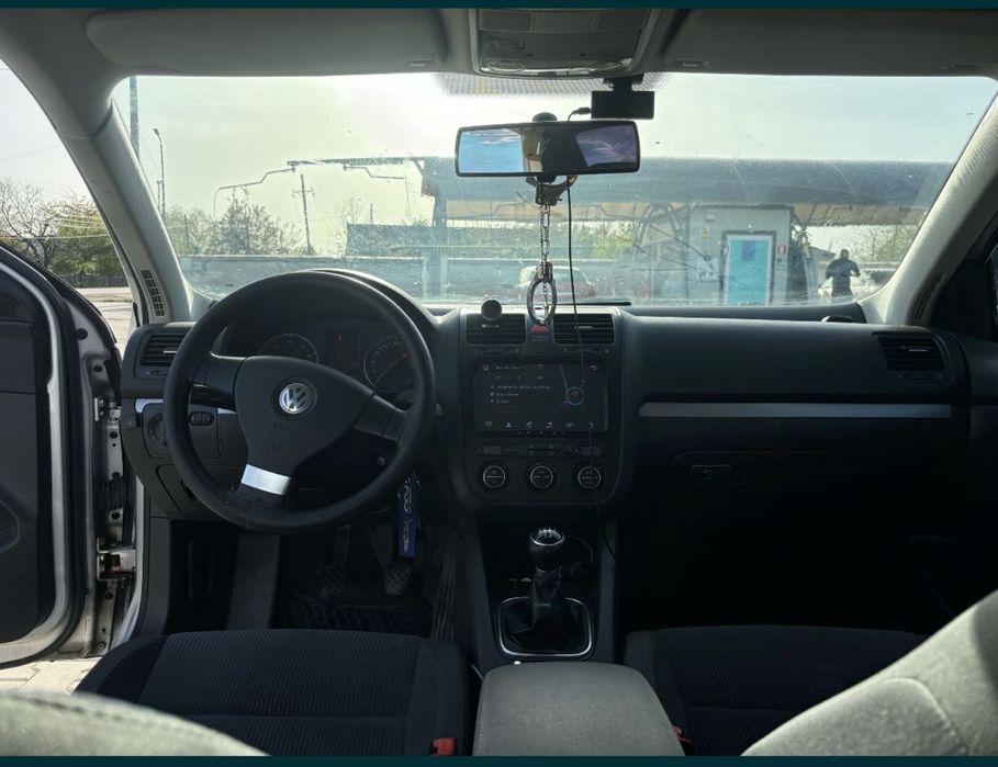 Vand Volkswagen Jetta Mk5