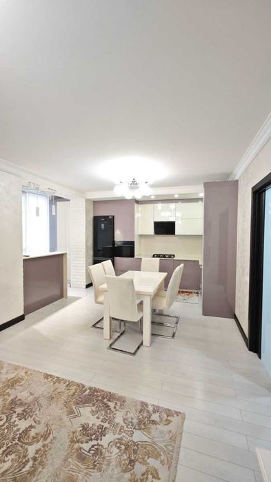 Дава се под наем Двустаен апартамент в София, Борово - 81 кв.м за 400 € - Снимка #2