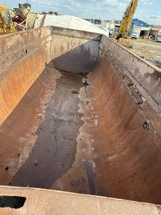 Bena 8x4 iveco astra man 22 mc