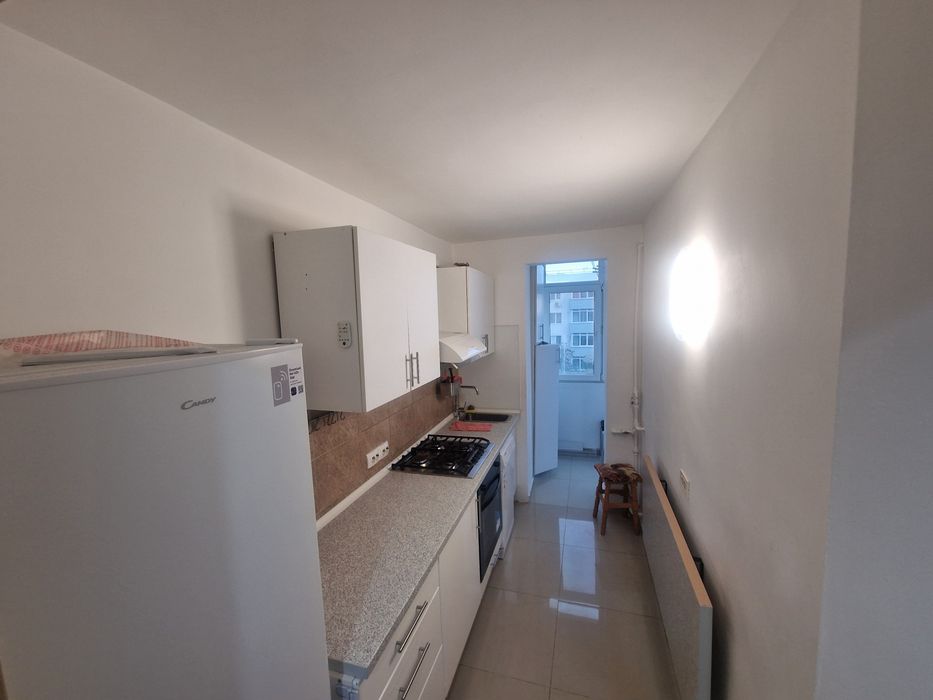 Inchiriez apartament cu 2 camere zona Titan, Arena Națională