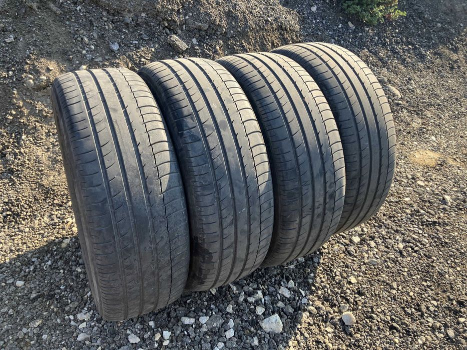 Летни гуми 225/60/18 4 броя Michelin dot 16