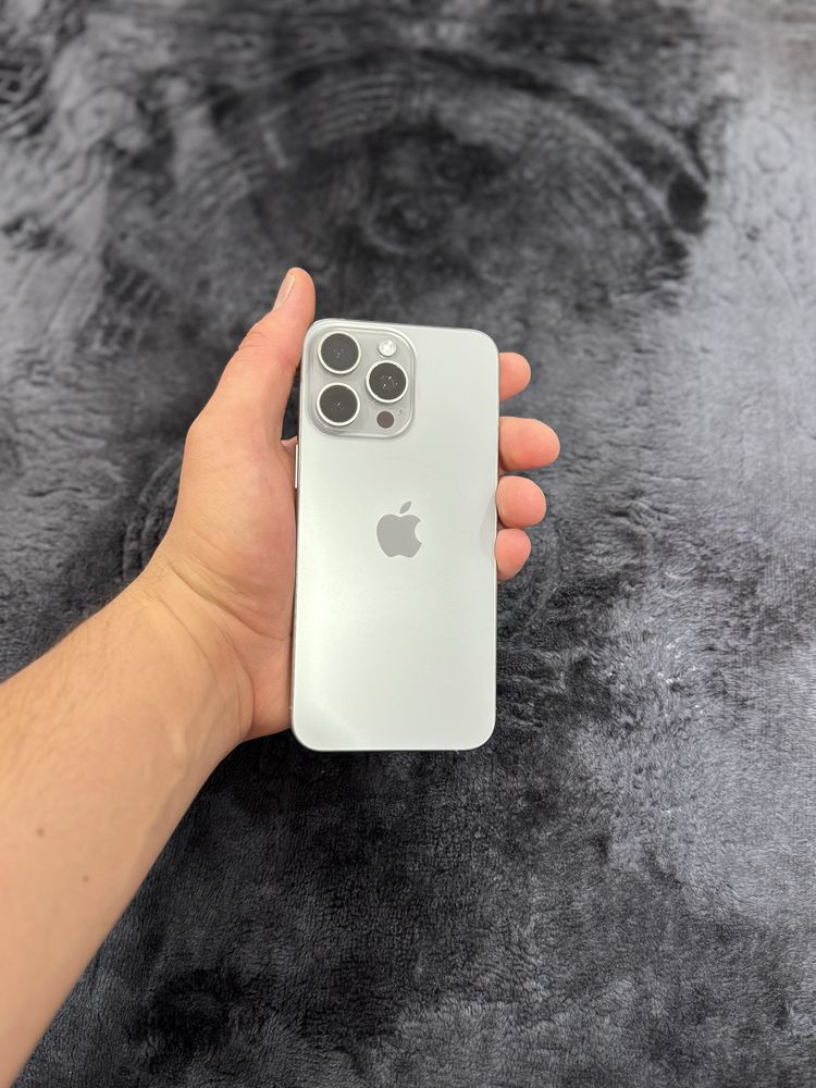 Iphone 15 pro max ideal