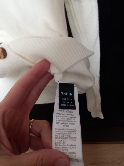 Жилетка чисто нова подарък блуза