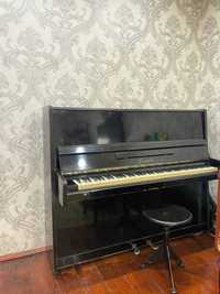 Продается пианино Гамма б/у в хорошем состоянии со стульчиком