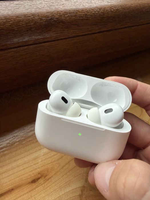 AirPods Pro 2 Full Box– original – stare excelentă