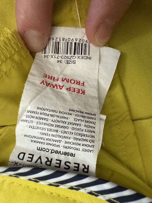 Pantaloni mărimea 34