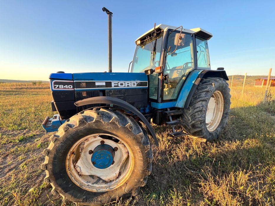 Tractor Ford NewHolland 7840 6 cilindrii 100cp