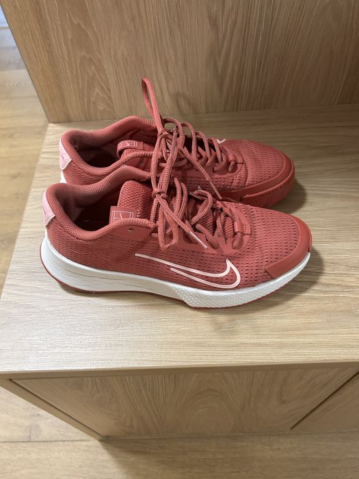 Дамски маратонки Nike