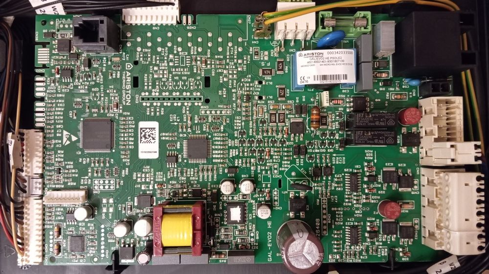 Placă  Electronică  centrală termică Ariston  Cares Premium EU2