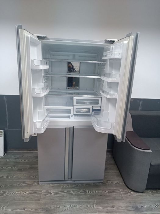 Продам холодильник  Sharp