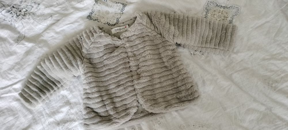 Vând hăinuță fetițe 9 luni-2 ani