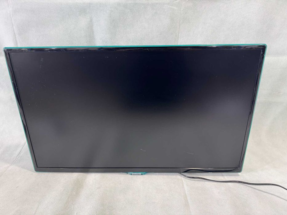 Телевизор - Samsung 27 inch / smart /  A3