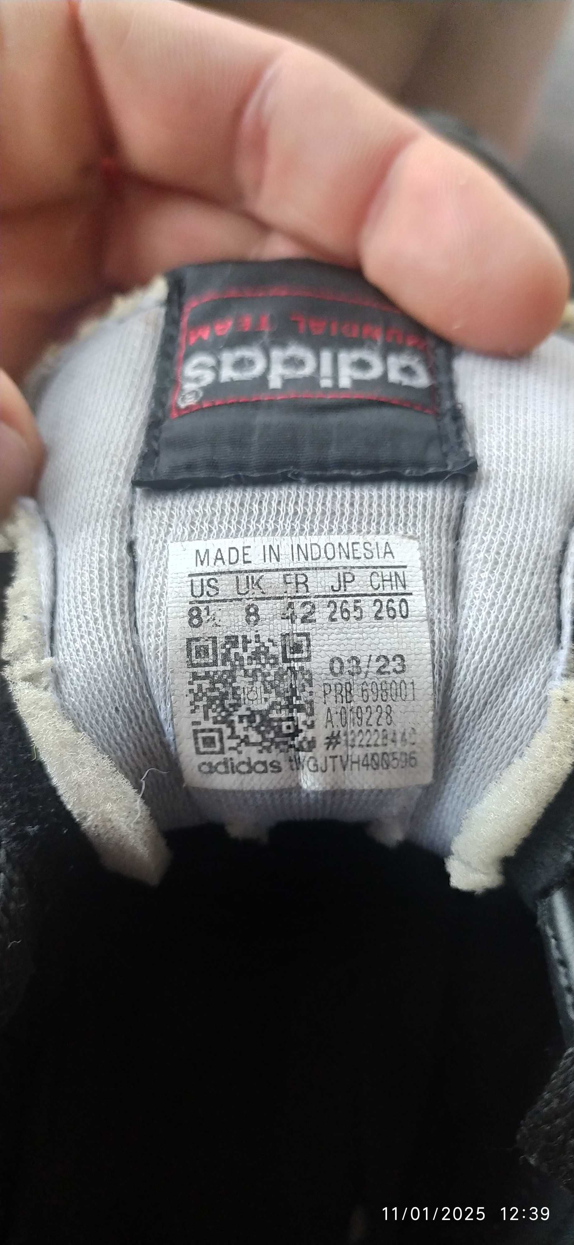 Футболни стоножки Adidas,Nike