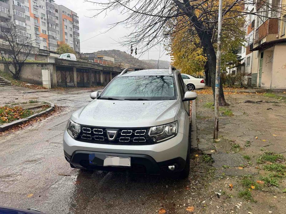 Продавам Дачия Дъстър 2020 година