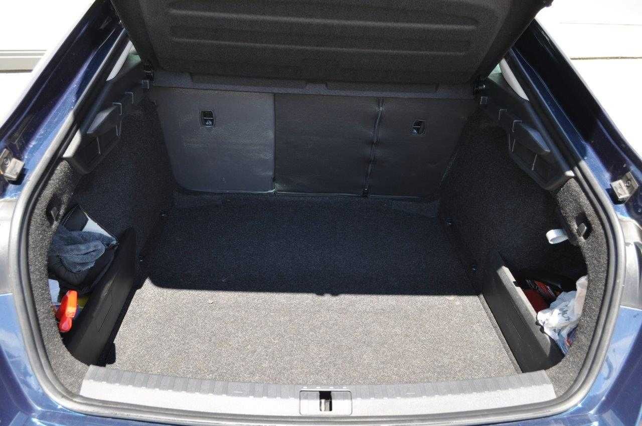 SKODA OCTAVIA IV M-HEVAMB în garanție, cutie automată, 150 C.P.