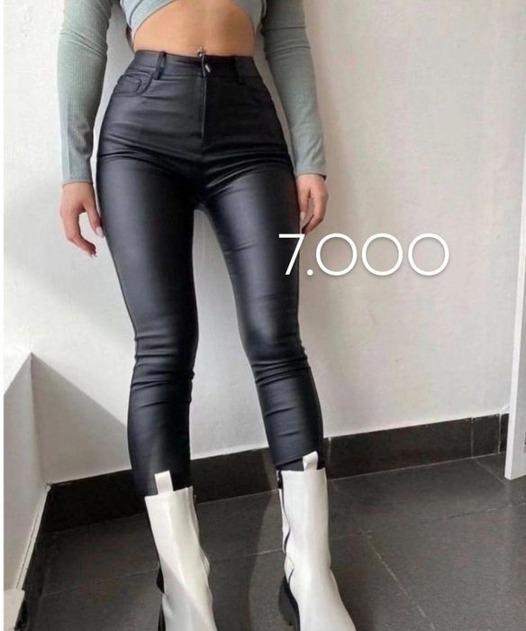 Продам новую одежду