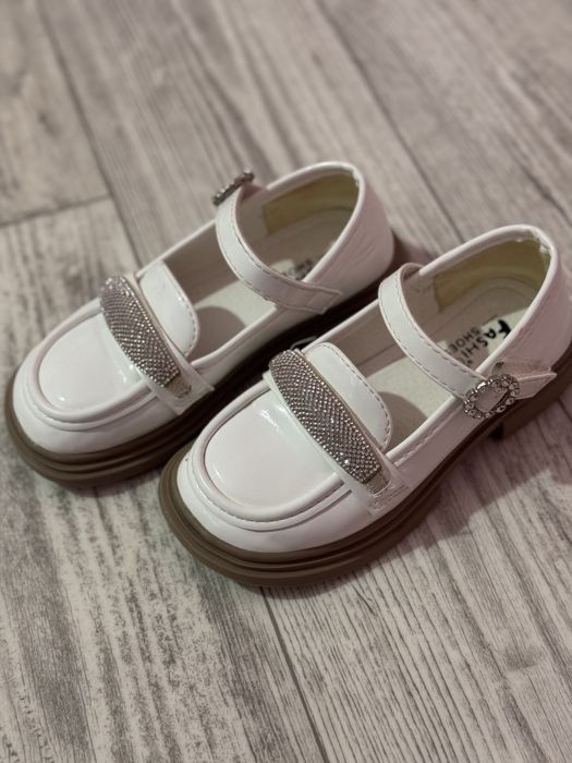 туфли (для учёбы)