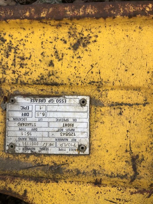 Piesa pentru buldoexcavator Masey ferguson